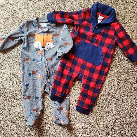 Cat & Jack Other - Gray Fox Print Footed One-Piece and Red Plaid Pullover One-Piece Set for Kids